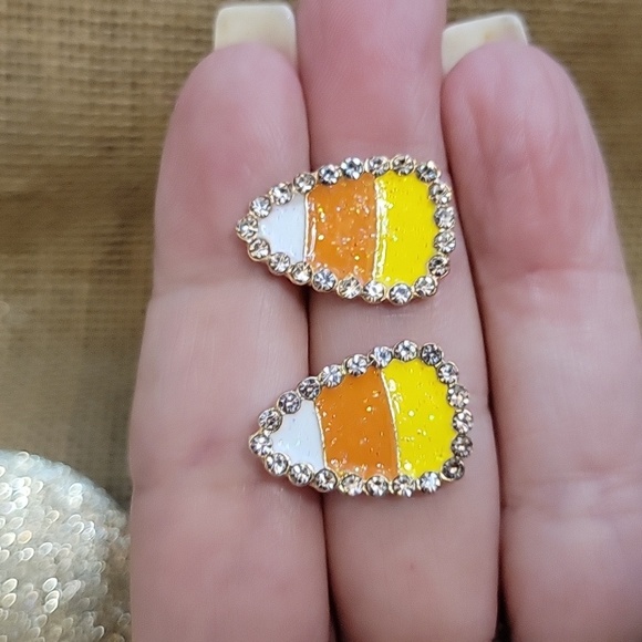 CANDY CORN SPARKLE EARRINGS - Picture 5 of 6